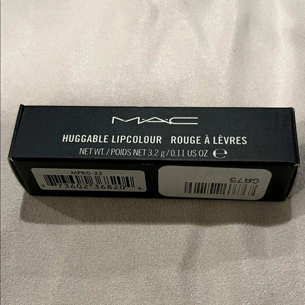 MAC Cosmetics Huggable Lipcolour - Picture 2 of 8
